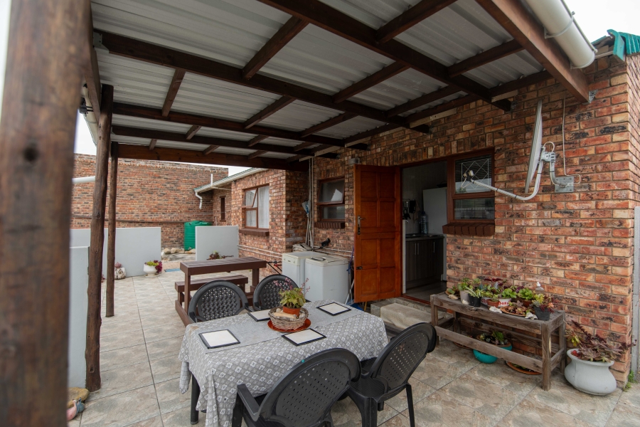 4 Bedroom Property for Sale in Humewood Extension Eastern Cape
